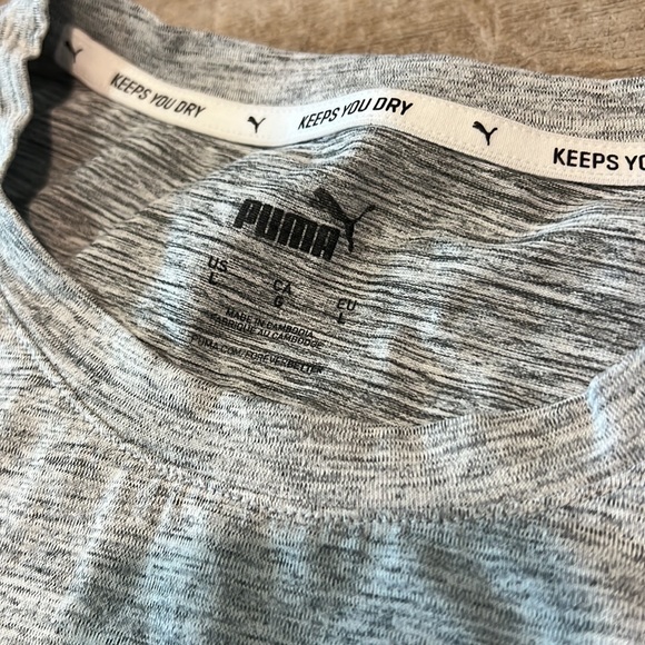 3/$15 Puma workout crop top - Picture 2 of 2